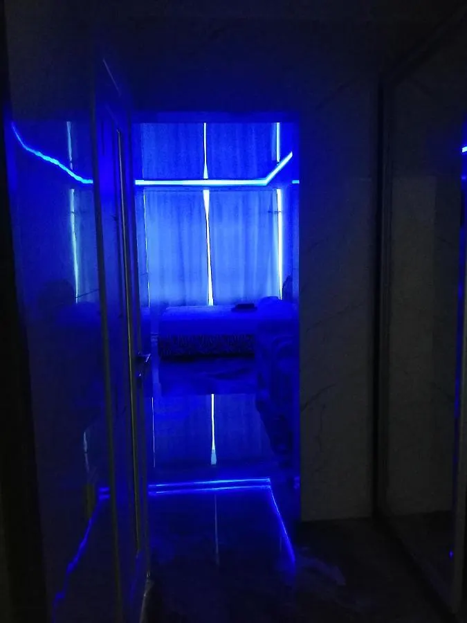 Видовая 25: Panoramic High-Rise Retreat Kyiv Apartment